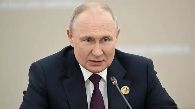 پوتین در انتخابات ریاستجمهوری روسیه به صورت آنلاین رأی داد + فیلم پوتین در انتخابات ریاستجمهوری روسیه به صورت آنلاین رأی داد + فیلم