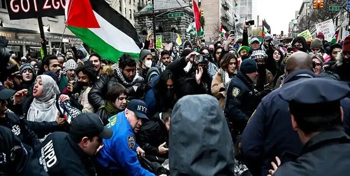 درگیری پلیس نیویورک با معترضان ضد صهیونیست