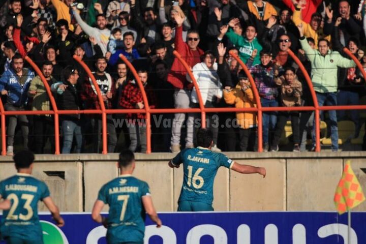 شکست نساجی مقابل شمسآذر شکست نساجی مقابل شمسآذر