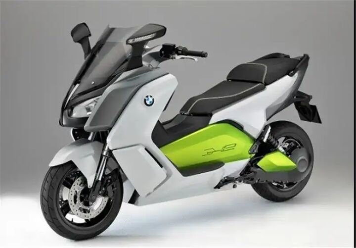 طرح جایگزینی موتورسیکلتهای بنزینی با برقی به زودی آغاز میشود طرح جایگزینی موتورسیکلتهای بنزینی با برقی به زودی آغاز میشود