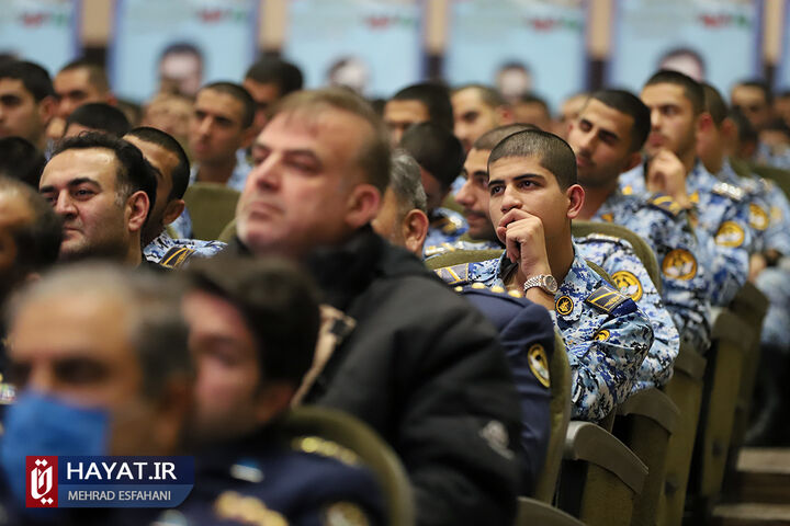 مراسم تقدیر و اعطای نشان افتخار به پیشکسوتان نیروی هوایی ارتش