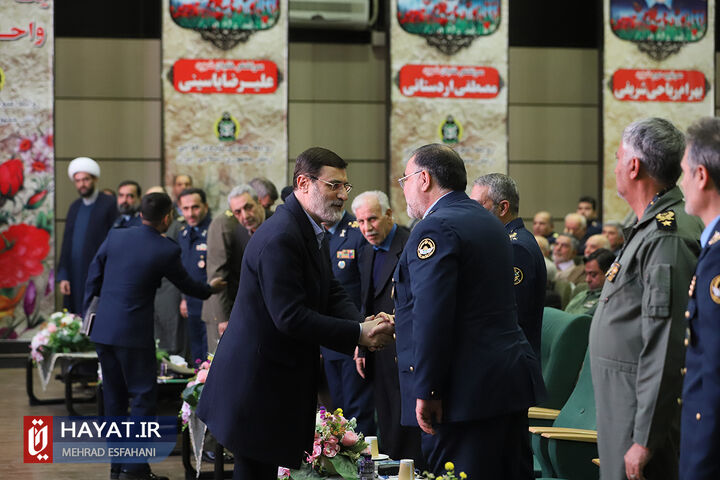 مراسم تقدیر و اعطای نشان افتخار به پیشکسوتان نیروی هوایی ارتش