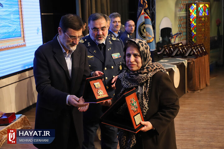 مراسم تقدیر و اعطای نشان افتخار به پیشکسوتان نیروی هوایی ارتش