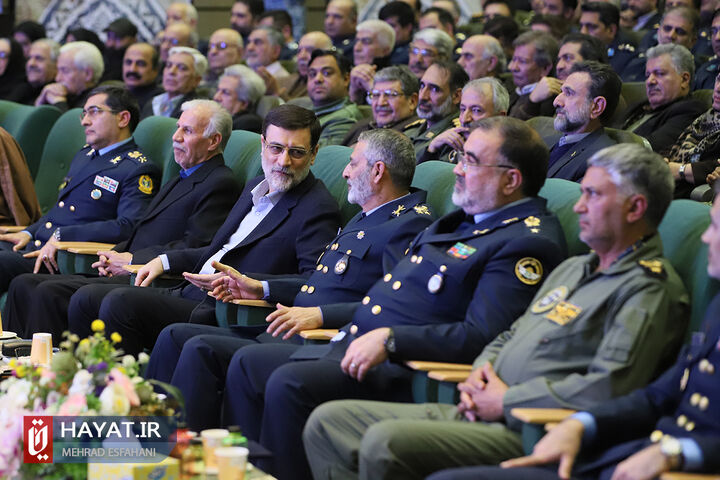 مراسم تقدیر و اعطای نشان افتخار به پیشکسوتان نیروی هوایی ارتش