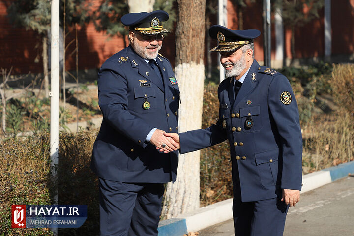 مراسم تقدیر و اعطای نشان افتخار به پیشکسوتان نیروی هوایی ارتش