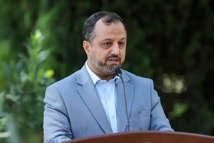 کسبهای که حسابهایشان مسدود شده به وزارت اقتصاد اعلام کنند کسبهای که حسابهایشان مسدود شده به وزارت اقتصاد اعلام کنند