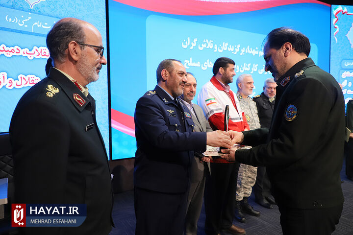 مراسم اختتامیه اولین دوره مسابقات مهارتی کارکنان وظیفه نیروهای مسلح