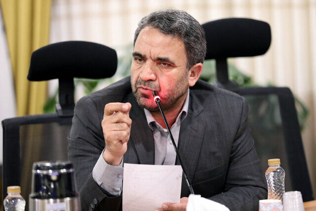 شرکت معلمان مدارس غیردولتی در دورههای آموزشی جهت ارتقای رتبه و جایگاه علمی الزامی است شرکت معلمان مدارس غیردولتی در دورههای آموزشی جهت ارتقای رتبه و جایگاه علمی الزامی است