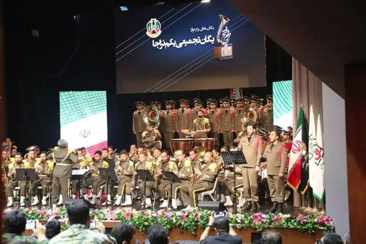 گروه موزیک «رزم نوازان نزاجا» در جشنواره موسیقی فجر گروه موزیک «رزم نوازان نزاجا» در جشنواره موسیقی فجر