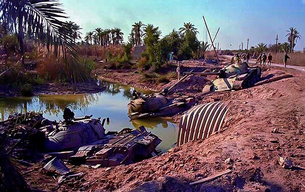 روزی به بزرگی همه آن هشت سال...