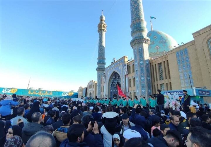 رونمایی از سرود «فرمانده مهدی» رونمایی از سرود «فرمانده مهدی»