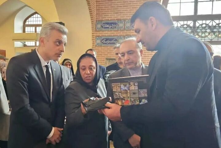 برگزاری جشن سالروز پیروزی انقلاب و روز ملی جمهوری اسلامی در ارمنستان برگزاری جشن سالروز پیروزی انقلاب و روز ملی جمهوری اسلامی در ارمنستان