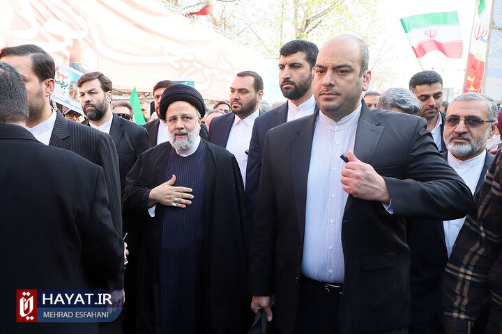 راهپیمایی یوم الله 22 بهمن 1402 در تهران