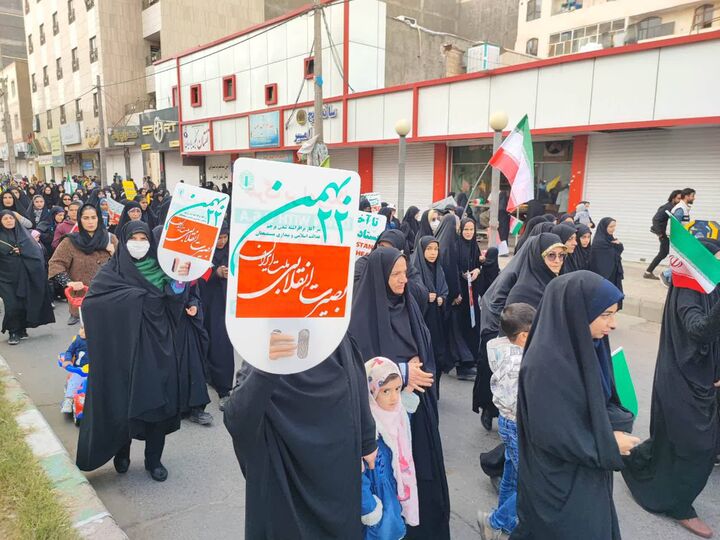 راهپیمایی دشمن شکن یوم الله ۲۲بهمن در شهرستان زاهدان برگزار شد راهپیمایی دشمن شکن یوم الله ۲۲بهمن در شهرستان زاهدان برگزار شد