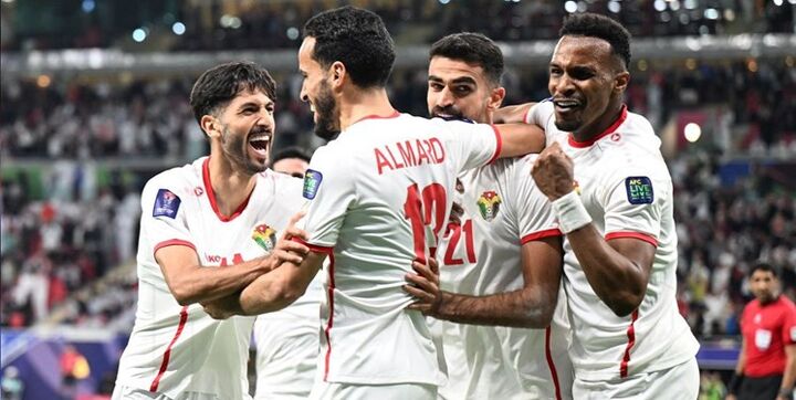 همه میدانند قهرمان واقعی آسیا ما هستیم! همه میدانند قهرمان واقعی آسیا ما هستیم!