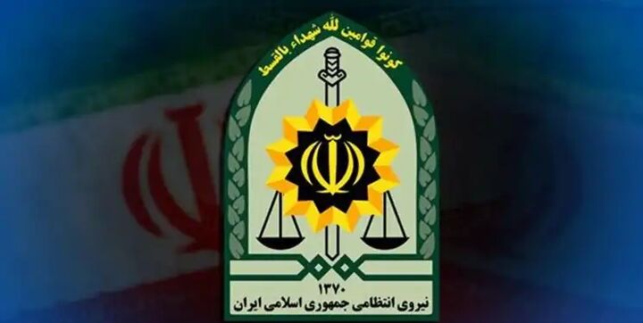 استرداد کیف حاوی طلا به صاحبش توسط پلیس بوشهر  استرداد کیف حاوی طلا به صاحبش توسط پلیس بوشهر