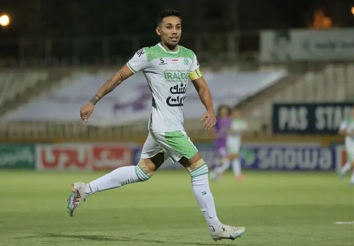 خداحافظی فخرالدینی با تیم آلومینیوم اراک خداحافظی فخرالدینی با تیم آلومینیوم اراک