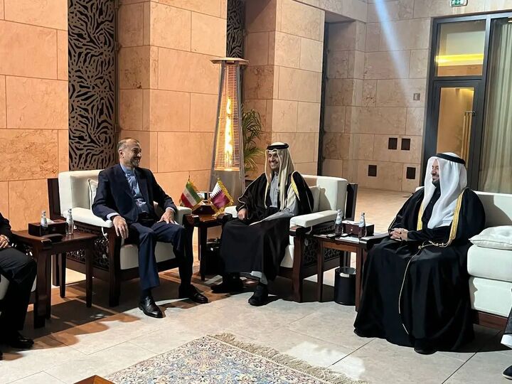 امیرعبداللهیان با نخست وزیر و وزیر خارجه قطر در دوحه دیدار کرد