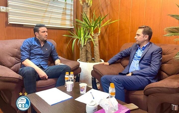 مدیرعامل استقلال میخواهد من را زمین بزند/ او دشمن من است مدیرعامل استقلال میخواهد من را زمین بزند/ او دشمن من است