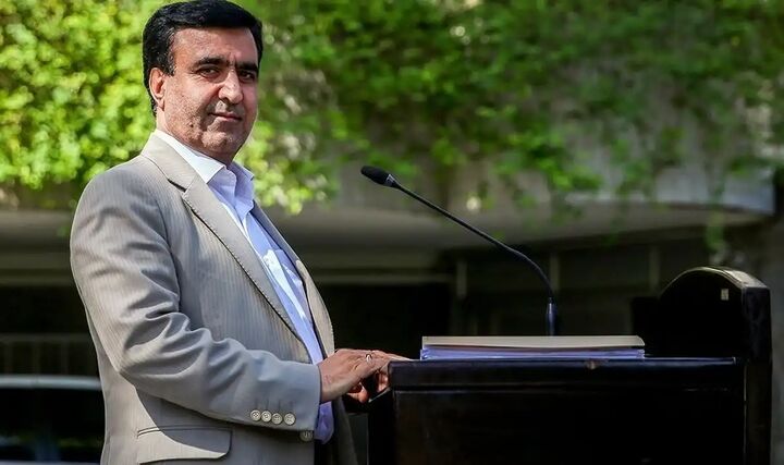 همکاری ایران و ژاپن در احیای دریاچه ارومیه قطع شد/ شیر باغ وحش مشهد تیمار میشود+ فیلم همکاری ایران و ژاپن در احیای دریاچه ارومیه قطع شد/ شیر باغ وحش مشهد تیمار میشود+ فیلم