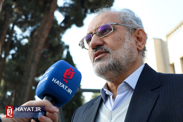 حاشیه جلسه هیات دولت - 25 بهمن