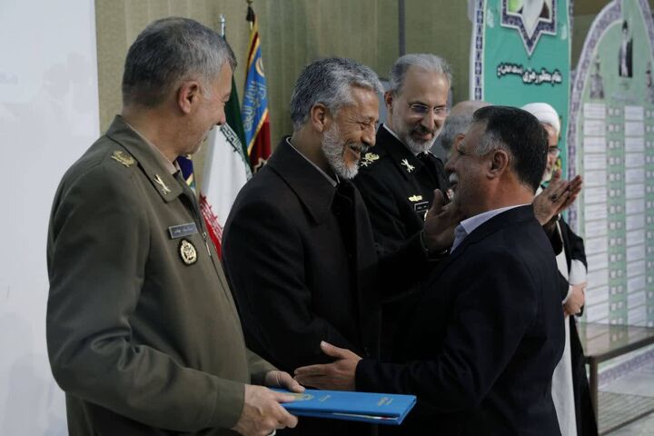 مراسم تجلیل از جانبازان و ایثارگران دفاع مقدس ارتش برگزار شد  مراسم تجلیل از جانبازان و ایثارگران دفاع مقدس ارتش برگزار شد