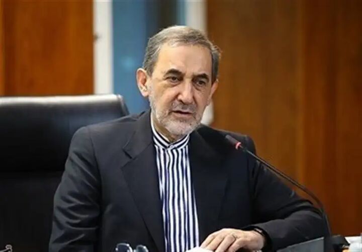 ولایتی شهادت ابراهیم عقیل را به سیدحسن نصرالله تسلیت گفت ولایتی شهادت ابراهیم عقیل را به سیدحسن نصرالله تسلیت گفت