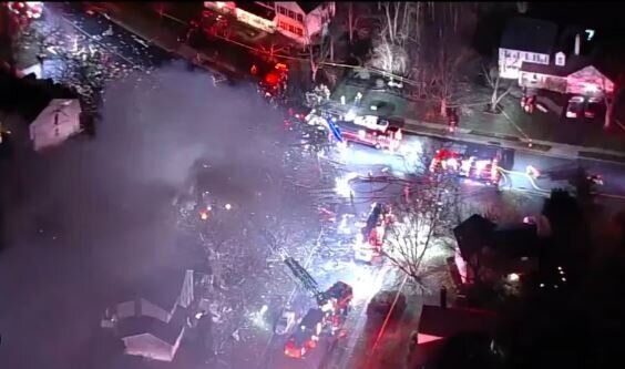 انفجار خانه جان یک آتشنشان را گرفت انفجار خانه جان یک آتشنشان را گرفت