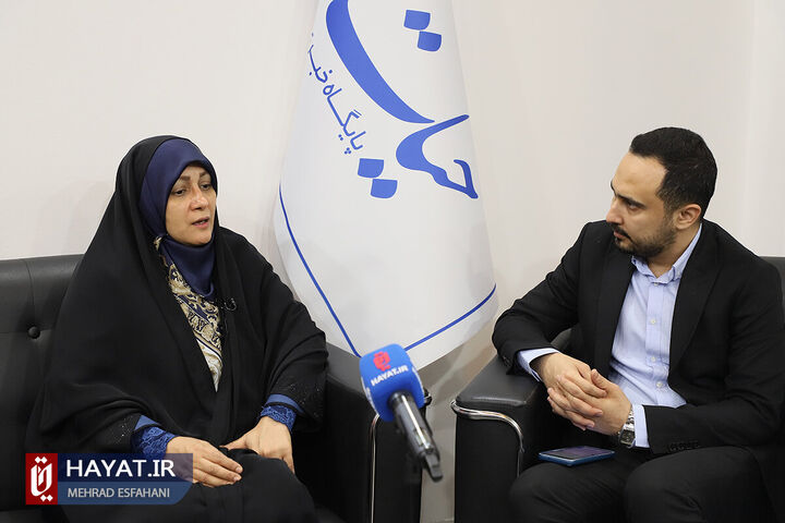 ضرورت به رسمیت شناختن داروخانههای سلامتکده/ دخالت در امور درمان عطاریها تخلف است ضرورت به رسمیت شناختن داروخانههای سلامتکده/ دخالت در امور درمان عطاریها تخلف است