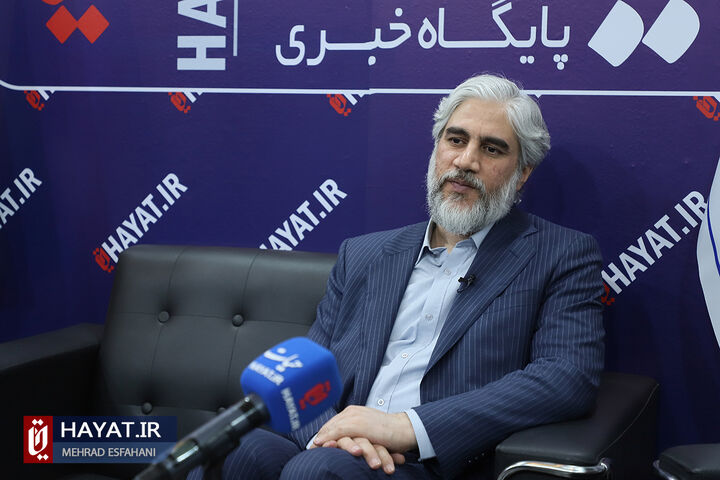 تقدیر معاون وزیر ارشاد از تولید محتوای حیات برای جامعه ایثارگری تقدیر معاون وزیر ارشاد از تولید محتوای حیات برای جامعه ایثارگری