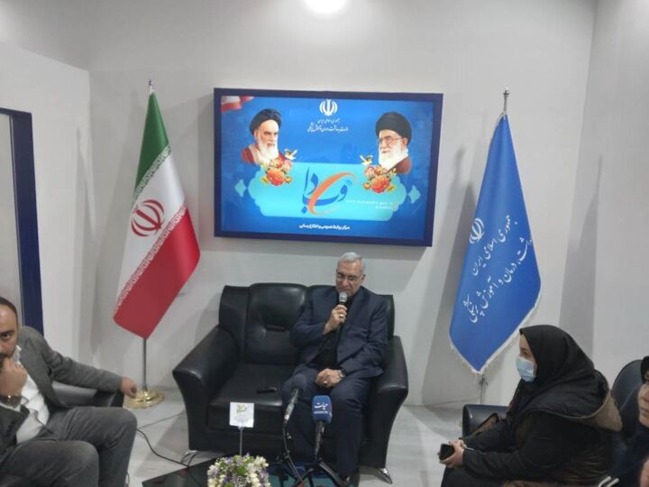 کادر سلامت ۳۰۰ شهید در دوران کرونا تقدیم کرد کادر سلامت ۳۰۰ شهید در دوران کرونا تقدیم کرد