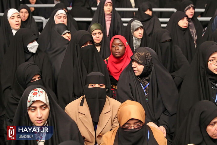 دیدار شرکتکنندگان در مسابقات بینالمللی قرآن با رهبر انقلاب