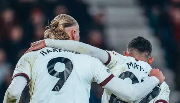 پیروزی سخت منچسترسیتی در ویتالیتی با گلزنی فودن پیروزی سخت منچسترسیتی در ویتالیتی با گلزنی فودن