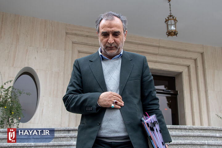 مشکل حقآبه هیرمند حل نشود، راهکارهای حقوقی را آغاز میکنیم + فیلم مشکل حقآبه هیرمند حل نشود، راهکارهای حقوقی را آغاز میکنیم + فیلم