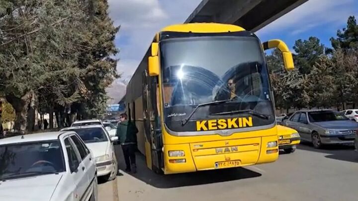 واکنشهای متفاوت به حمله افراد ناشناس و مضروب شدن اعضای تیم امید تراکتور در کرمانشاه واکنشهای متفاوت به حمله افراد ناشناس و مضروب شدن اعضای تیم امید تراکتور در کرمانشاه