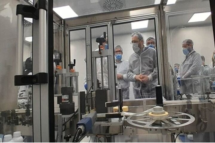 بهرهبرداری از خط تولید داروهای انکولوژی و تنفسی در سمنان بهرهبرداری از خط تولید داروهای انکولوژی و تنفسی در سمنان