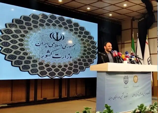 بازدید سخنگوی دولت از ستاد انتخابات کشور بازدید سخنگوی دولت از ستاد انتخابات کشور
