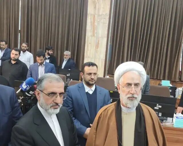 بازدید رئیس دفتر رئیس جمهور از ستاد مرکزی نظارت بر انتخابات در شورای نگهبان بازدید رئیس دفتر رئیس جمهور از ستاد مرکزی نظارت بر انتخابات در شورای نگهبان