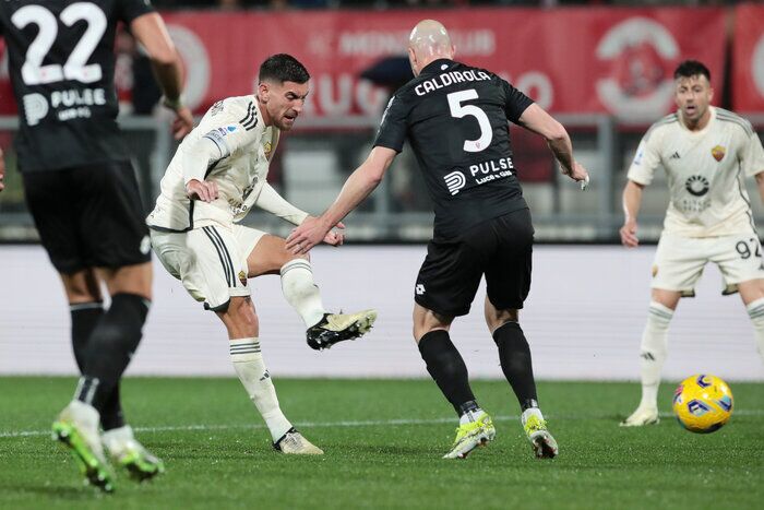 برتری قاطع گرگها در شب نیمکتنشینی آزمون برتری قاطع گرگها در شب نیمکتنشینی آزمون