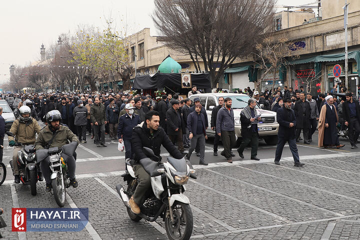 مراسم تشییع پیکر آیت الله محمد امامی کاشانی