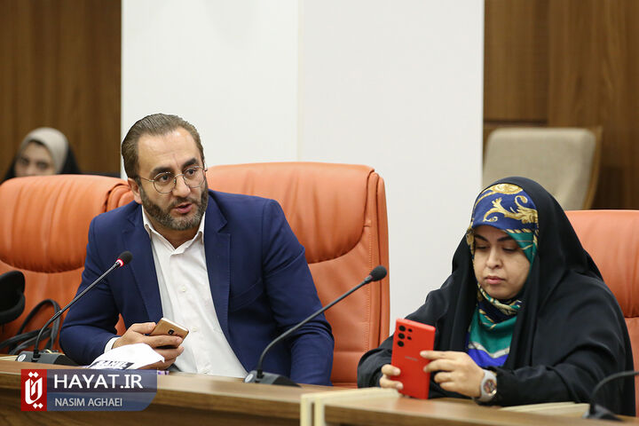 نشست خبری رئیس و معاونان دانشگاه الزهرا (س)