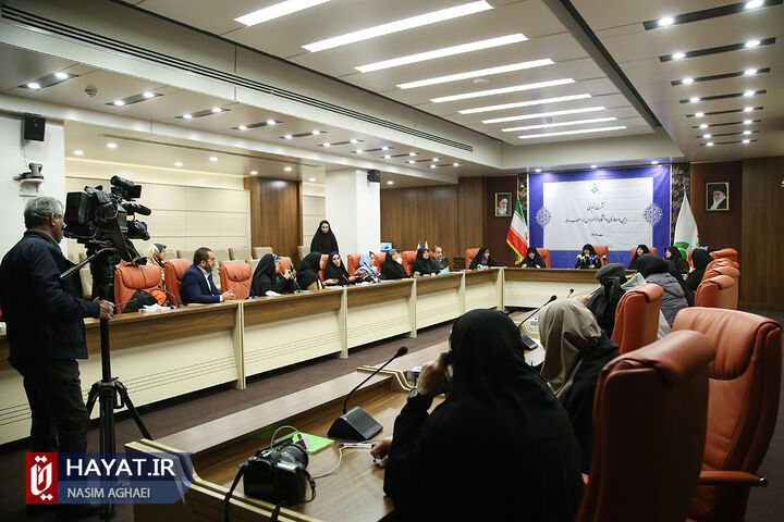 نشست خبری رئیس و معاونان دانشگاه الزهرا (س)