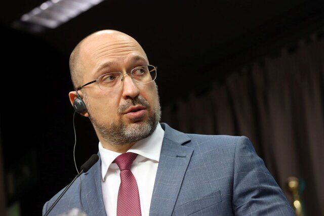 اوکراین در انتظار ۱۸ میلیارد دلار کمک نظامی از غرب اوکراین در انتظار ۱۸ میلیارد دلار کمک نظامی از غرب