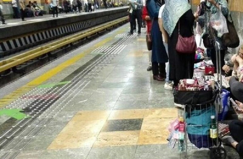 چرا نباید از دستفروشان لوازم آرایشی - بهداشتی بخریم؟