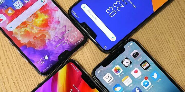 قاچاقچی ۲۱ دستگاه تلفن همراه نقره داغ شد قاچاقچی ۲۱ دستگاه تلفن همراه نقره داغ شد