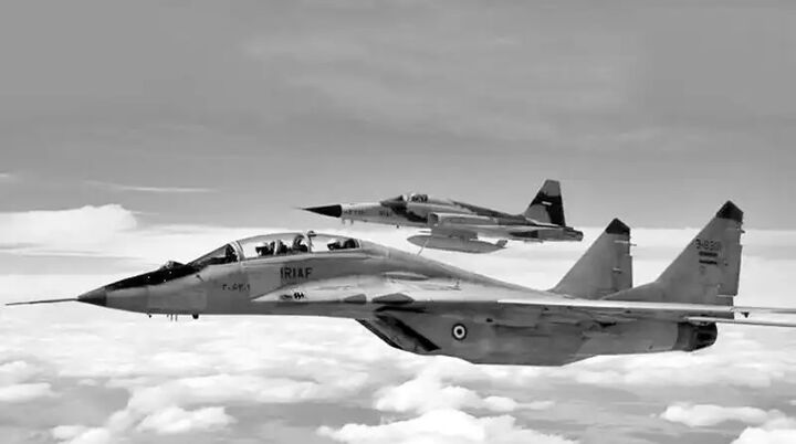 بلند آسمان، جایگاه من است... بلند آسمان، جایگاه من است...