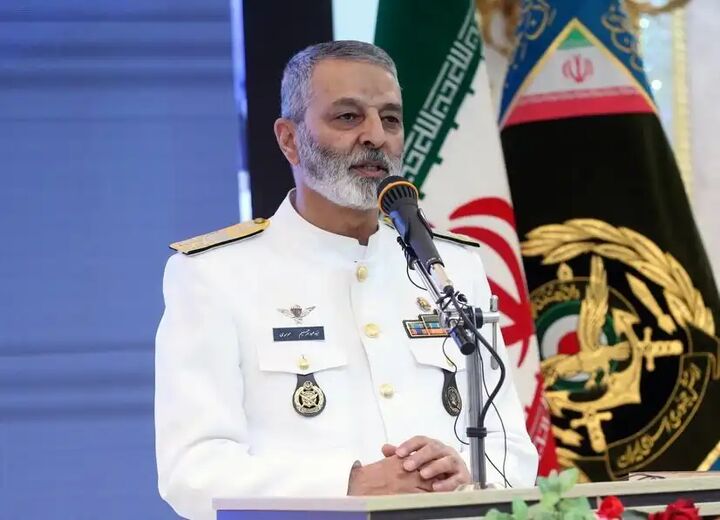 در دفاع از آب و خاک ایران سرسوزنی کوتاه نخواهیم آمد در دفاع از آب و خاک ایران سرسوزنی کوتاه نخواهیم آمد