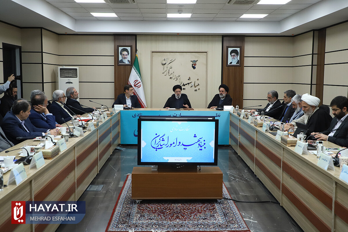 خانوادههای شاهد و ایثارگر پشتوانههای استوار نظام هستند