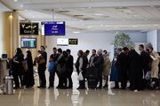 دریافت ارز مسافرتی در فرودگاه امام خبرساز شد
