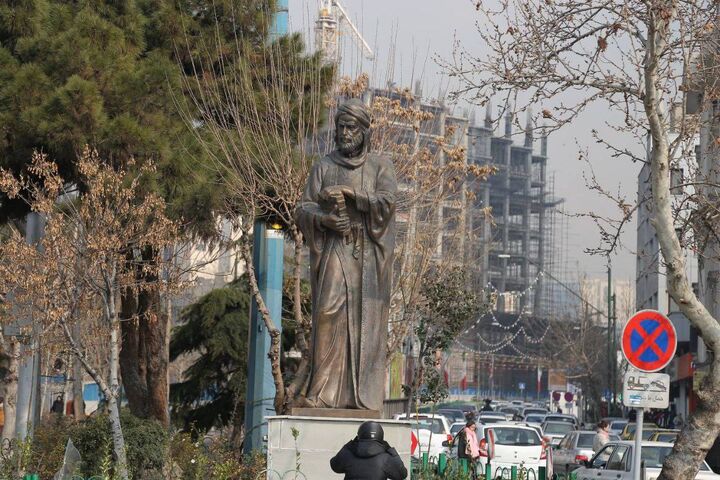 تندیس حکیم نظامی رونمایی میشود تندیس حکیم نظامی رونمایی میشود